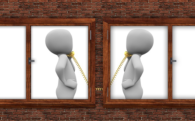 geralt-car-communication-3100983_640 Comunicarea – o artă pe care ar trebui să nu o uităm, ci să o perfecționăm